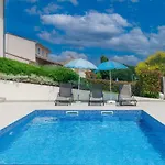Villa Stuartma