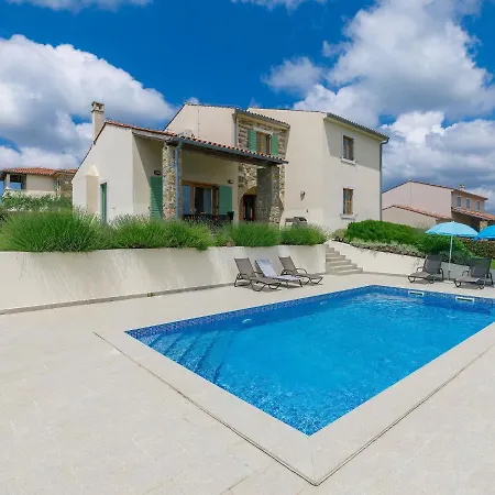 Villa Stuartma *